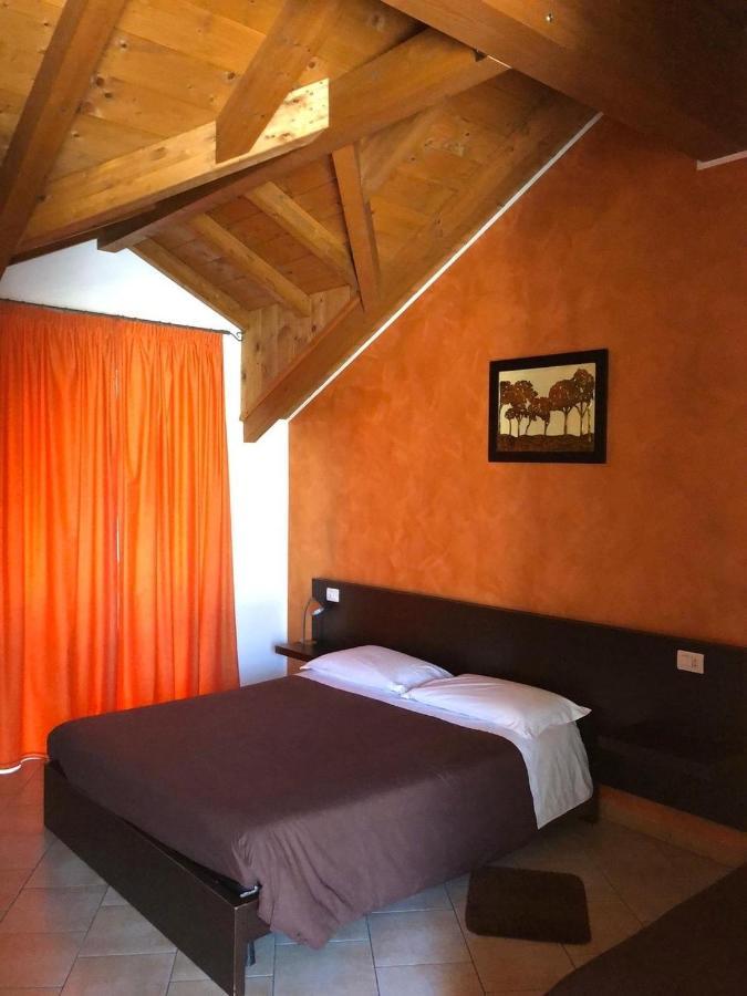 La Siesta Bed&Residence Cardano Al Campo Exterior photo
